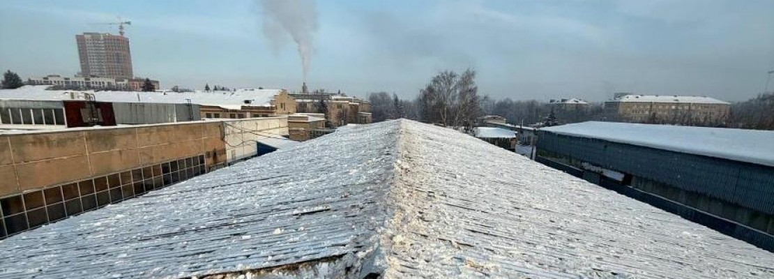 Таяние снега и протечки крыши, что нужно знать